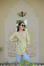 Hariyali Kurti | Corset back| Convertible sweetheart neck |100% pure cotton | ClubTara