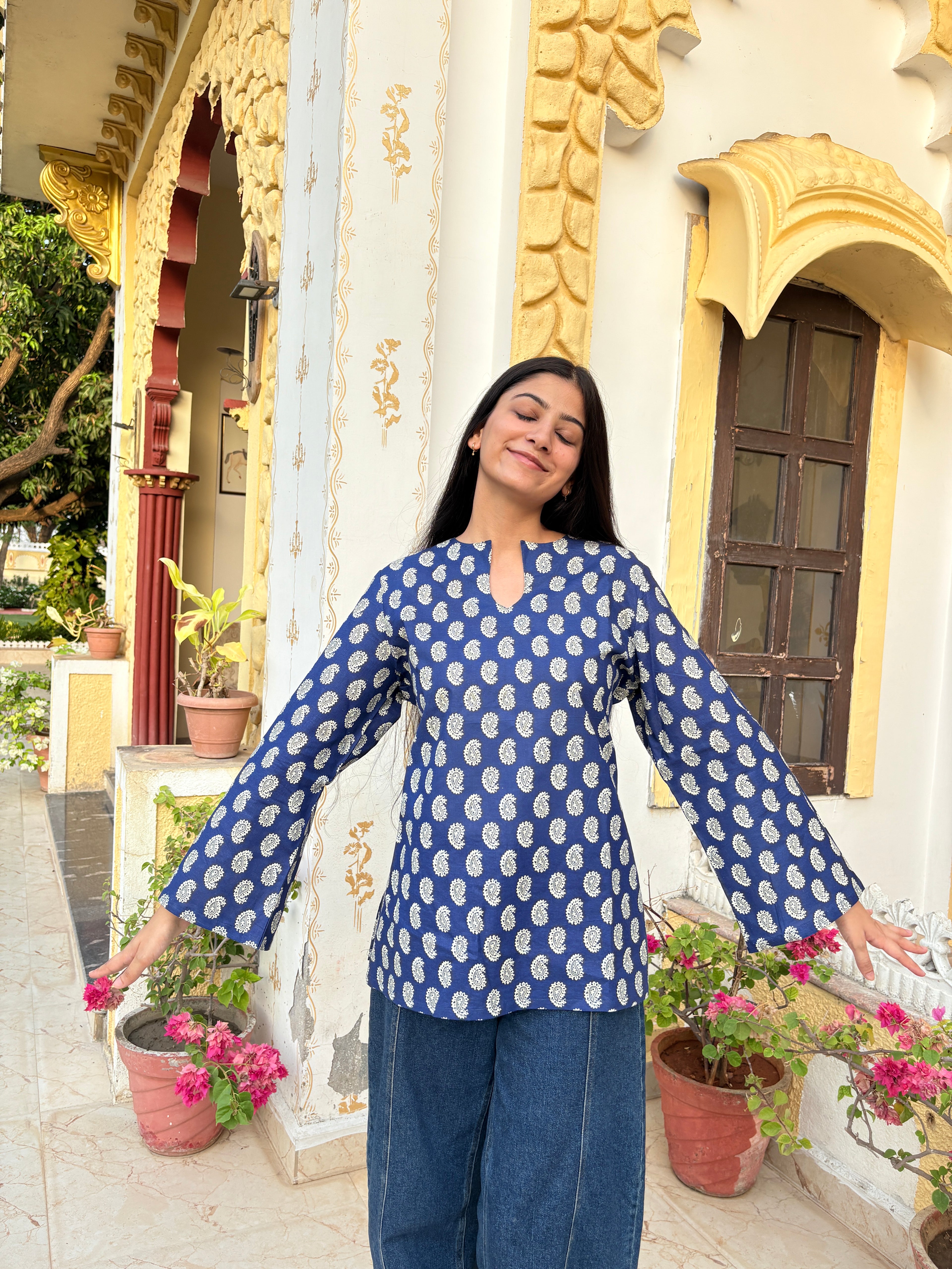 Neelpari kurti | Bell sleeves | navy blue